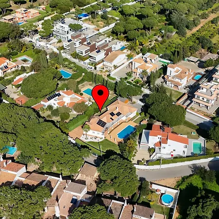 Exclusive Toulouse With Pool In Falesia Algarve Villa