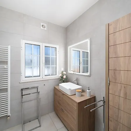 Villa Exclusive Toulouse With Pool In Falesia Algarve