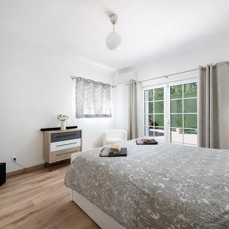 Βίλα Exclusive Toulouse With Pool In Falesia Algarve *