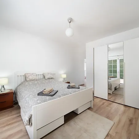 Exclusive Toulouse With Pool In Falesia Algarve Βίλα