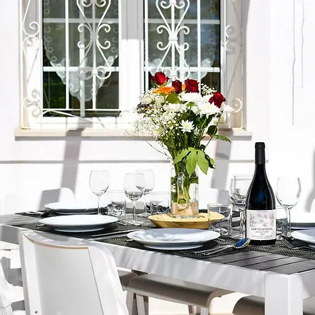 Exclusive Toulouse With Pool In Falesia Algarve Βίλα *
