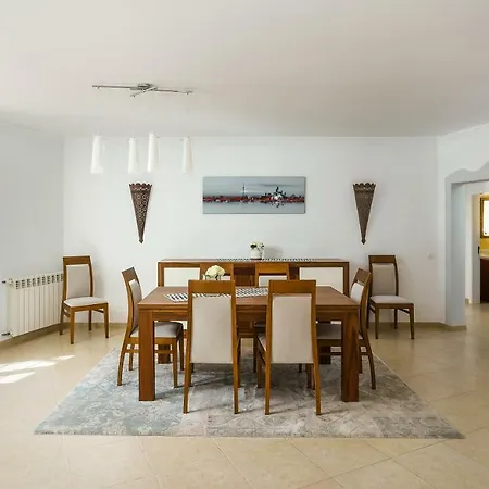 Βίλα Exclusive Toulouse With Pool In Falesia Algarve